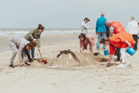 zandsculpturen-strand-hoek-van-holland(2)