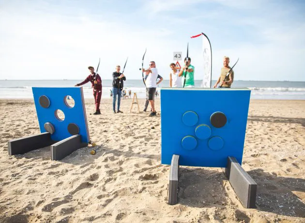 hoek van holland archerytag bedrijfsuitje
