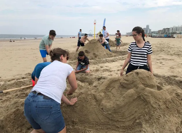 making sand sculptures hoek van holland